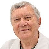 Врач Коновалов Владимир Дмитриевич