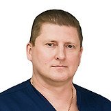 Врач Ленгин Денис Станиславович