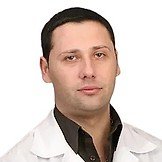 Врач Сакулцан Олег Степанович